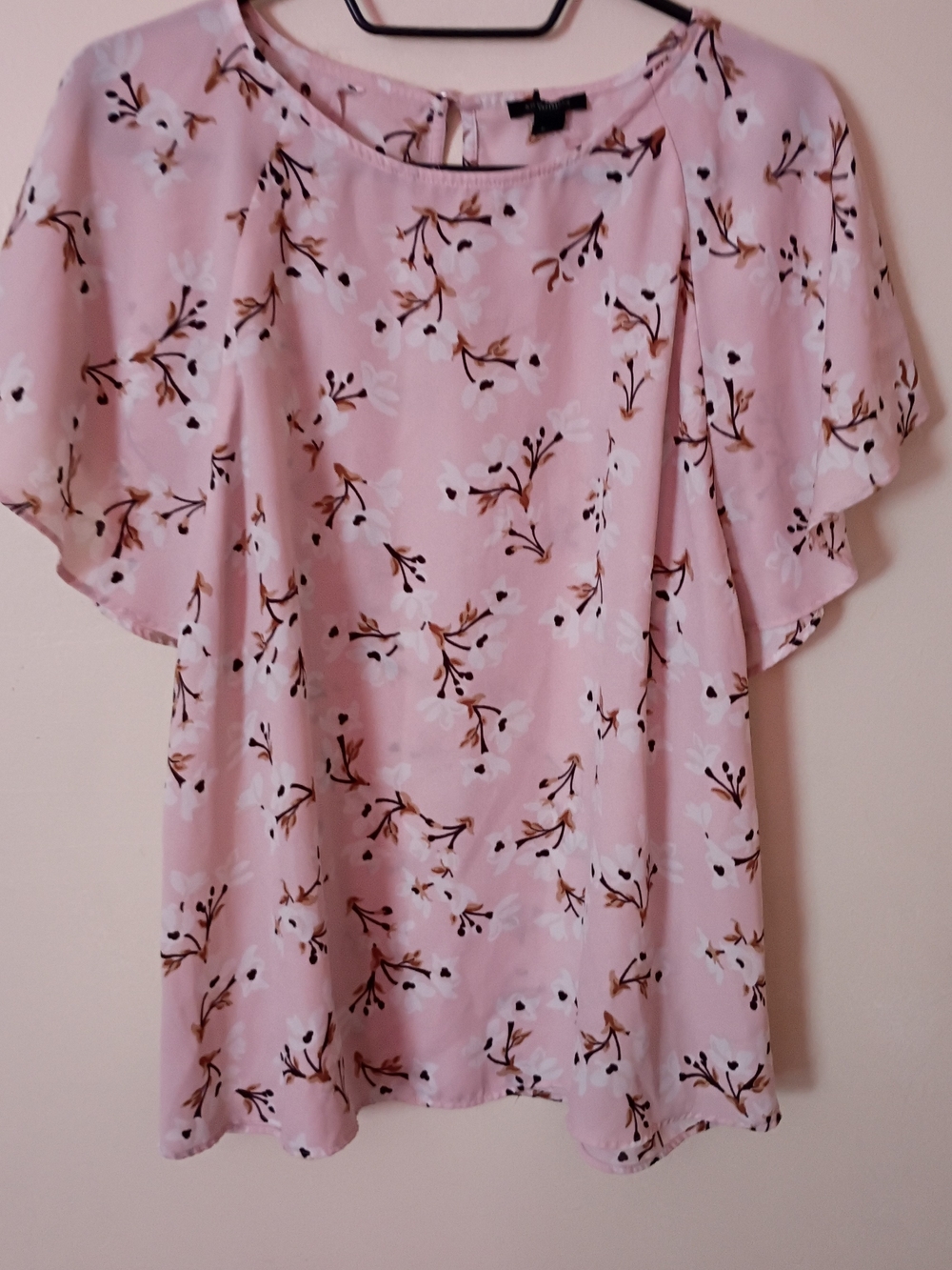 Ann Taylor Pink Floral Flutter Sleeve Blouse